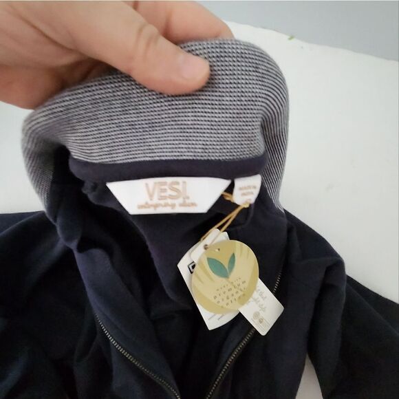 VESI full zip sweatshirt jacket Notre Dame logo new with tags womens size small - Picture 3 of 10